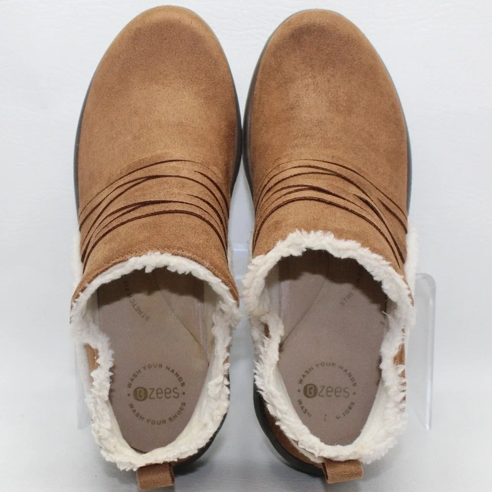 Bzees Glide Womens 9M Brown Fabric Faux Fur Trim‎ Slip On Wedge Ankle Boots